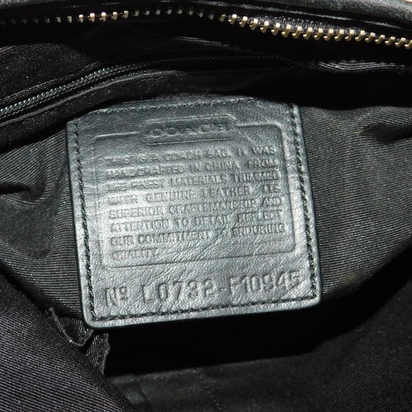 Coach F10945 Soho Hamptons Classic Adjustable Hobo Shoulder Bag Leather - Picture 14 of 14